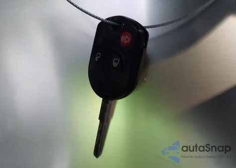 2017 Ford Escape Se z USA, uszkodzony, nr VIN 1FMCU9G96HUB94351